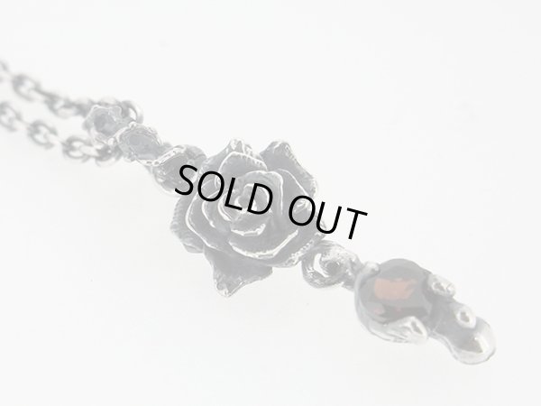 薔薇、バラのペンダント