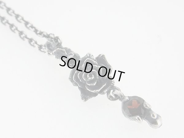 薔薇、バラのペンダント