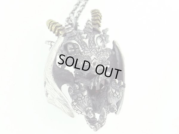 ドラゴン、竜、ペンダント