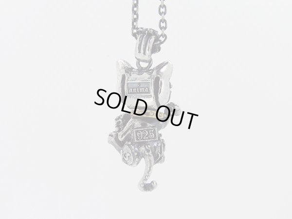 招き猫ペンダント