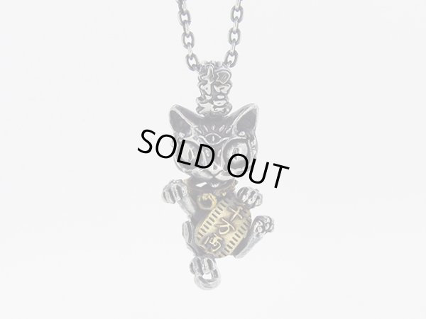 招き猫ペンダント