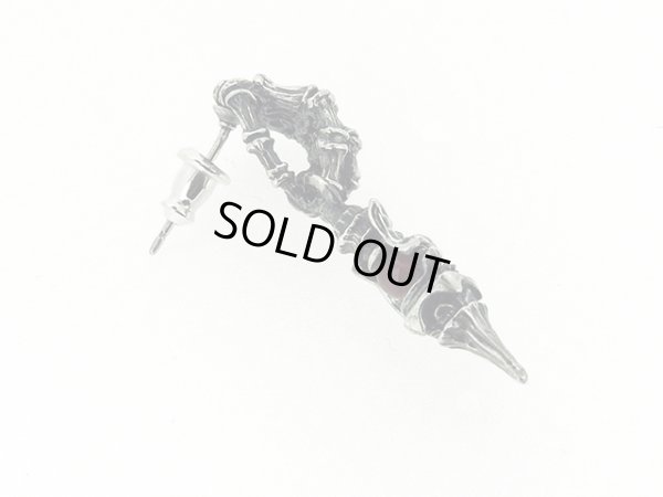 moonless night ピアス