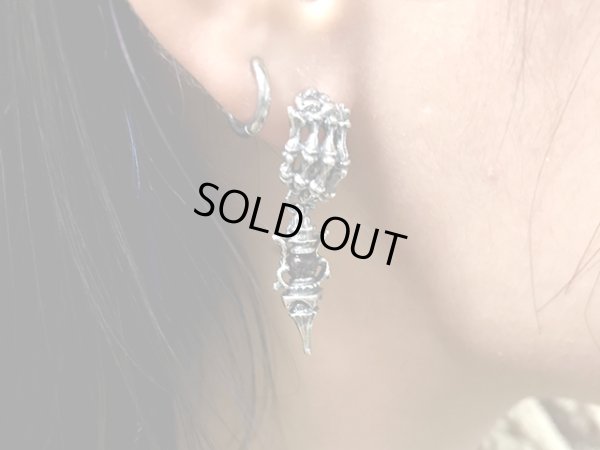 moonless night ピアス