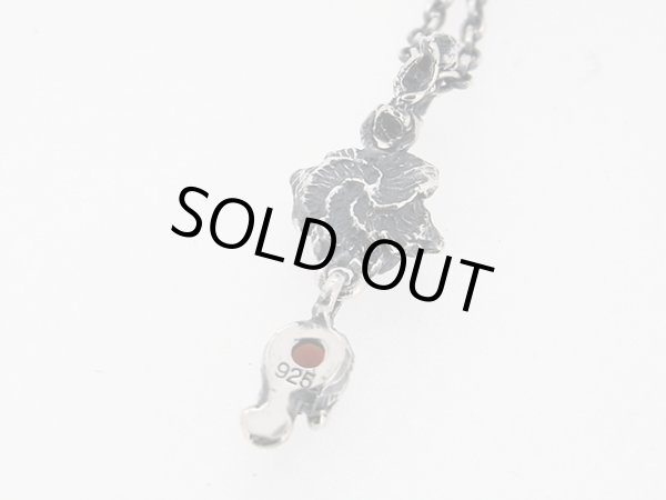 薔薇、バラのペンダント