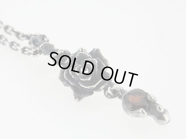 薔薇、バラのペンダント