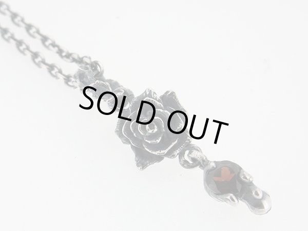 薔薇、バラのペンダント