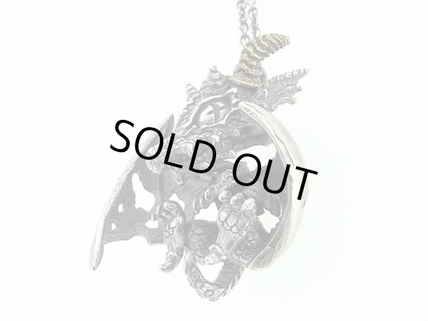 ドラゴン、竜、ペンダント