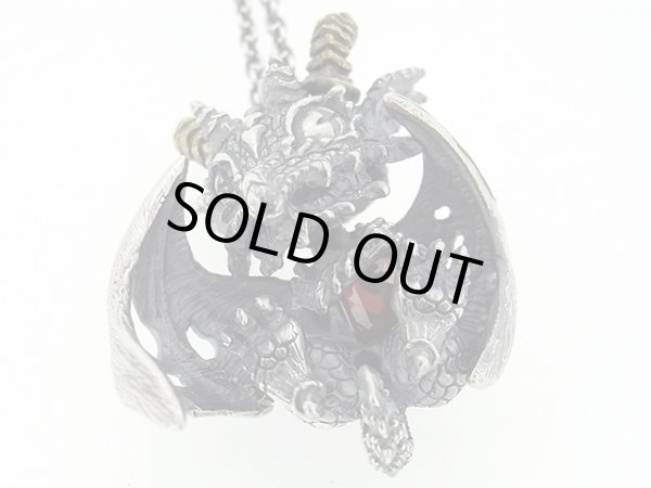 ドラゴン、竜、ペンダント