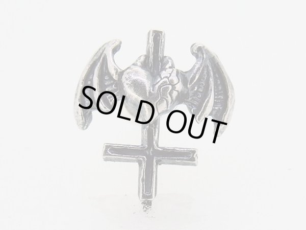 画像2: 縫われた心＆運命宿命の十字架　イヤリングカスタム (2)