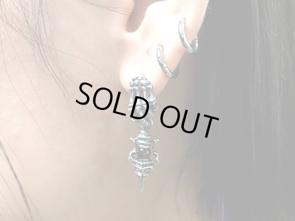 moonless night ピアス