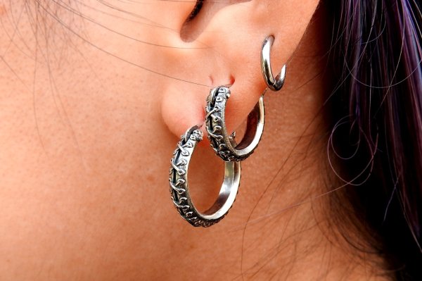 画像7: 縫目ピアスL (7)