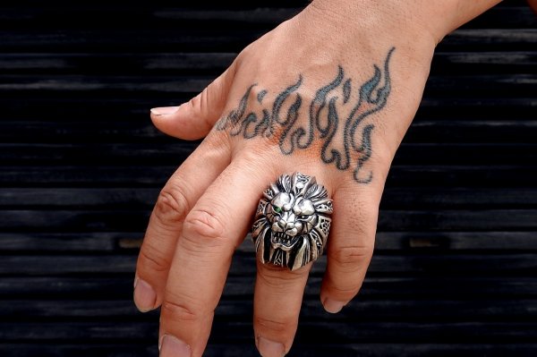 画像6: the king's ring(キングクスング) (6)