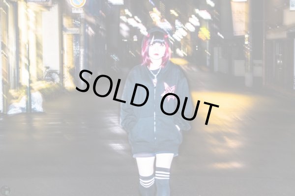 TOMAN『MARY』パーカー