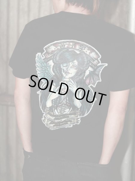 黄泉Tシャツ着用